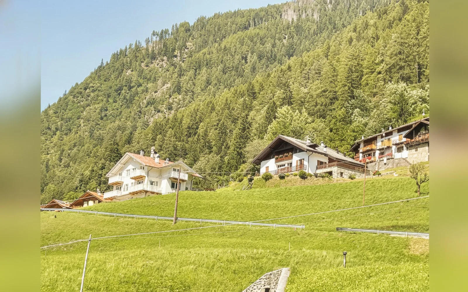 Villetta sulle Dolomiti — Appartamenti con vasca idromassaggio in Val di Rabbi, Trentino,  — galleria foto 2